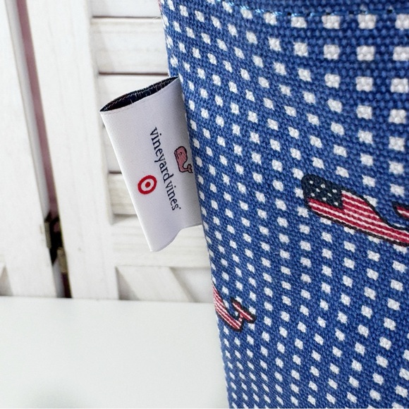 Vineyard Vines Target Gingham American Flag Whale Print Small Tote Bag Blue - Picture 9 of 11